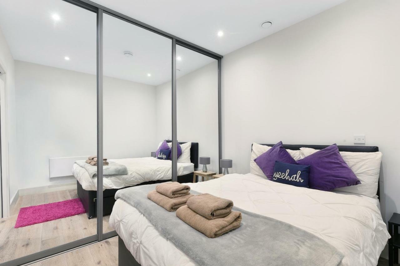 Mondial Apartments At Heathrow Harmondsworth Екстер'єр фото